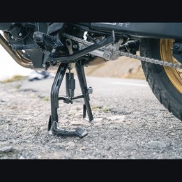 23YM_XL750_TRANSALP_ACC_CENTRE_STAND_9339